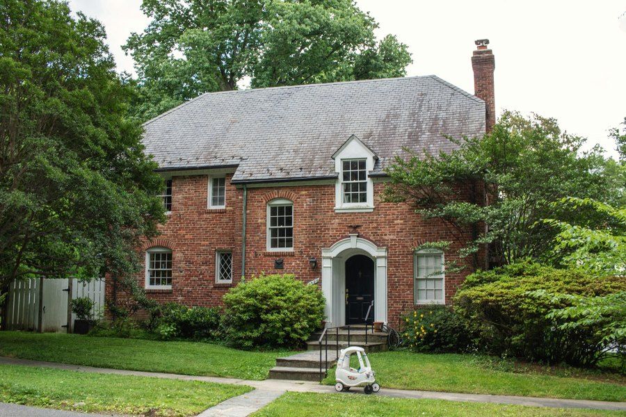 Roof #3402 in Lititz, from the street